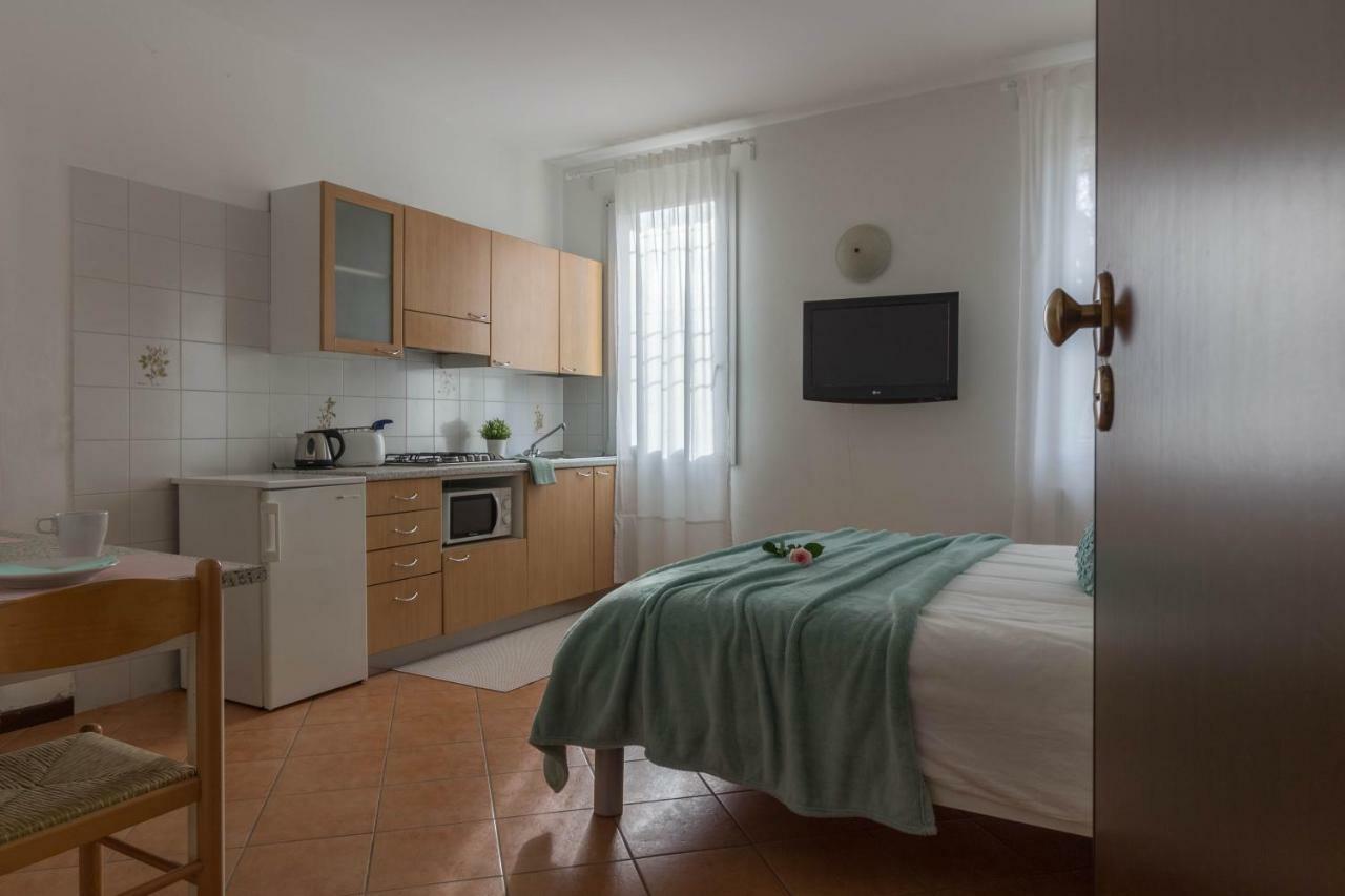 La Rosa Apartment Ferrara Exterior foto